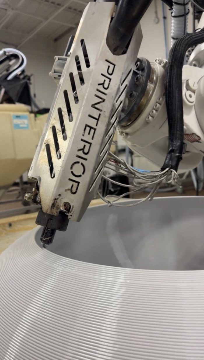 The Printerior pellet extruder printing